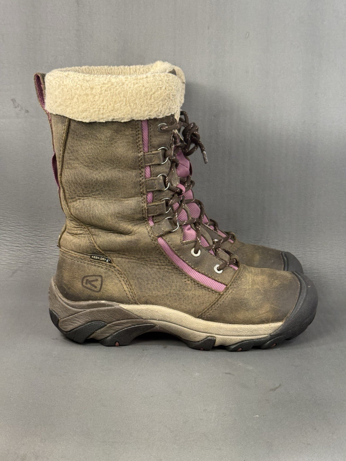 Keen Women's Black Hoodoo High Lace Up Waterproof boots size