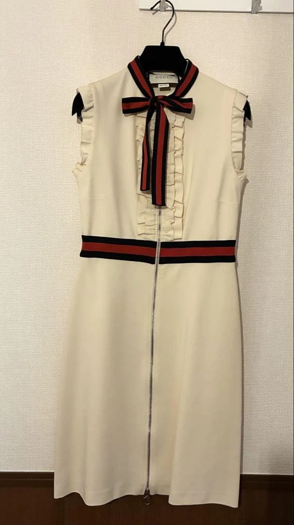 Autentico Abito Gucci Linea Sherry Colore Panna Senza Maniche Made In Italy Casual