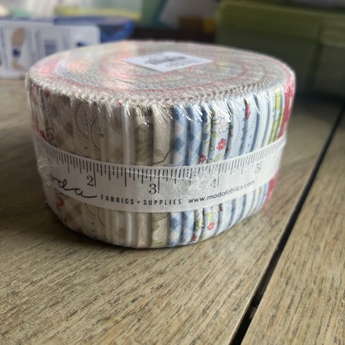 Sweet Liberty Jelly Roll® 18750JR Moda Precuts 100% cotton fabric quilt strips - Picture 2 of 4