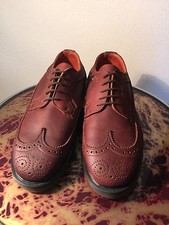 Doctor Martens nos made in England UK sz 4 brown brogues.
