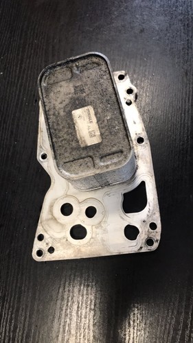 Ölkühler für BMW E91 320D LCi 08-13 2.0d 135KW 70377354