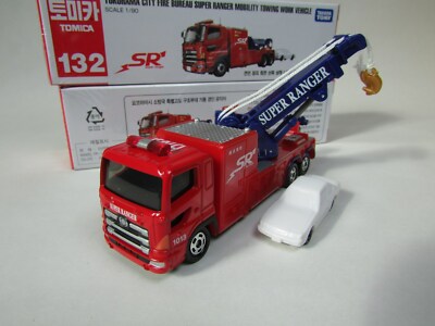 Camion De Pompier Tomica Long Type No.132 Yokohama Super Ranger - 1:32, Diecast, Neuf