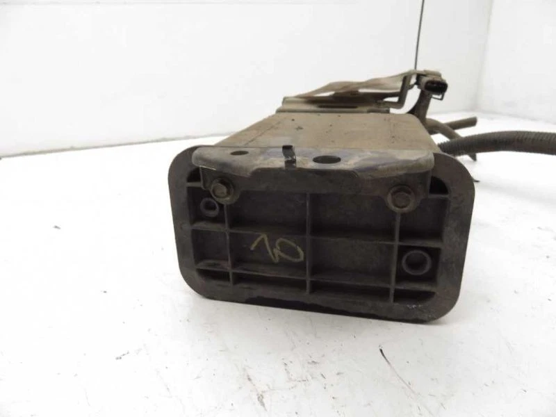 00 01 02 Bote de vapor de combustible Toyota Avalon 77740-06100 Foto 4 de 4