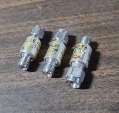 -3dB Attenuator SMA (M-F) RF DC-4GHz. Omni Spectra 20510-3 2032-6171-03
