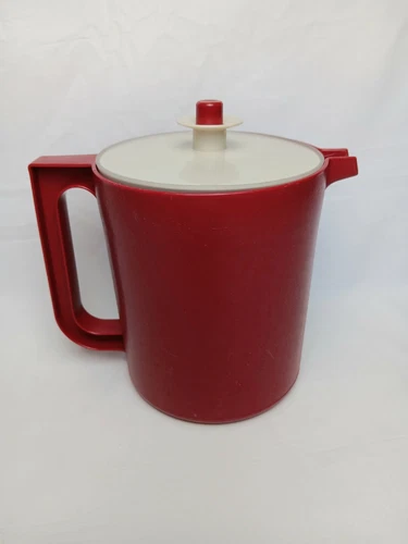 Vintage Harvest Red Tupperware Pitcher With Push Button Lid 1.5 QT 1575-7