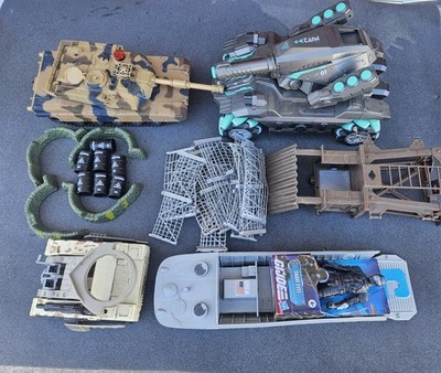Vintage Super Heroes Military Vehicles GI Joe ??? Others Plus Extra. 