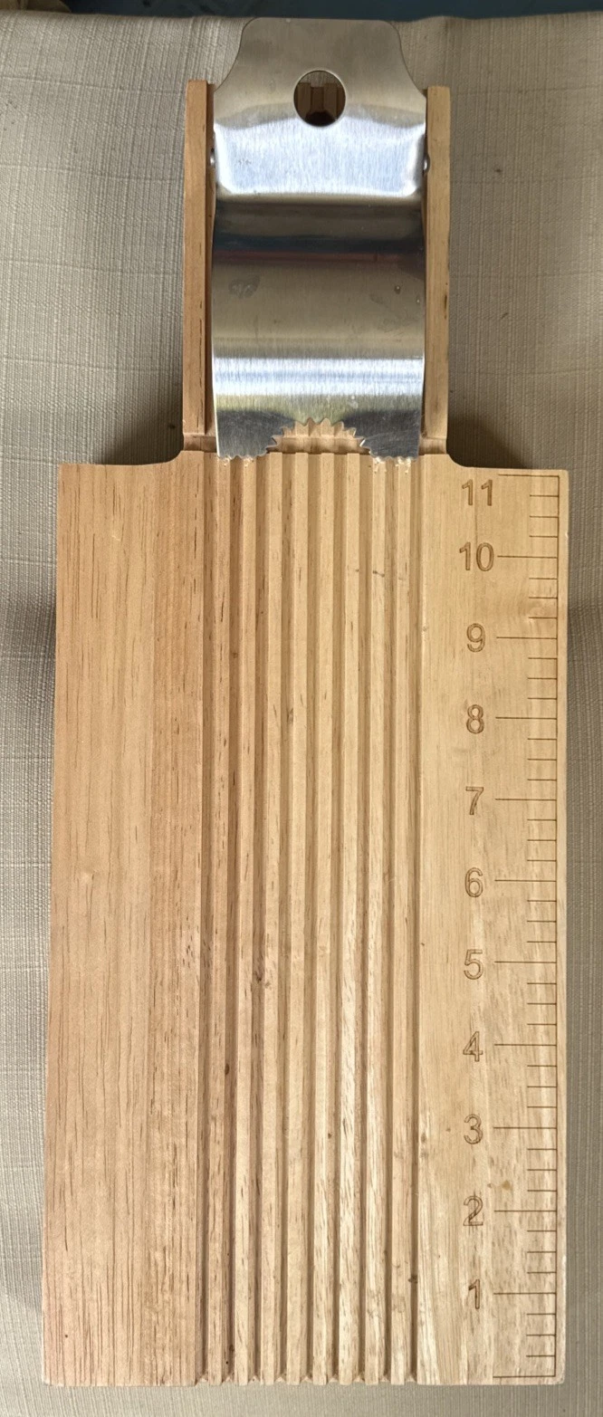 Vintage Modern Vegetable Slicer Mandolin Crinkle, Cutter, Kitchen, Tool, Rustic