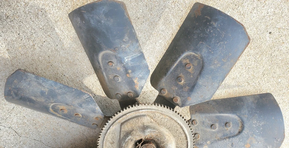 Ventilador embrague refrigeración Buick Skylark GS Special 18" 340 400 64 65 66 67 1965 1966 Foto 2 de 4