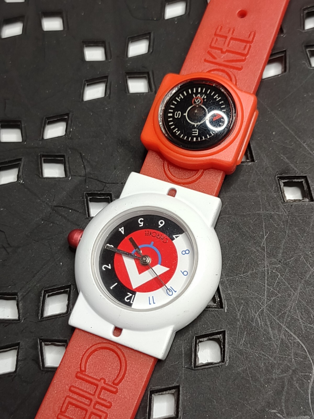 Untested Red Cherokee Compass Watch - image 1