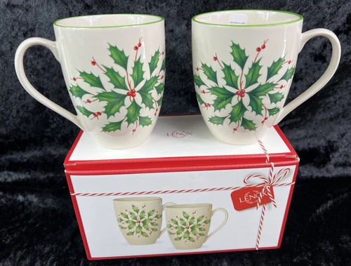 2 Lenox Christmas Holiday Mugs Holly& Berries 14oz