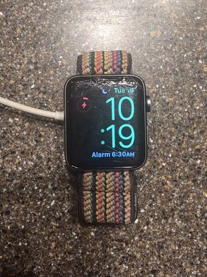 Apple Watch Series 3 42mm (GPS + Cellular) Space Gray Parts Or Repair