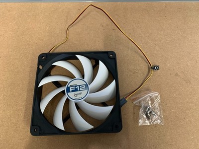 Arctic Cooling High Performance F12 120mm Lüfter für PC 3 Pin unbenutzt