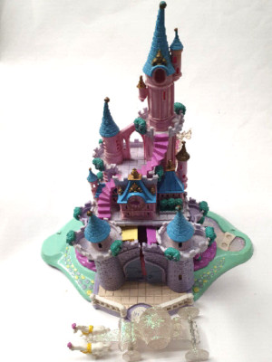 Disney Polly Pocket, Bluebird, Cinderella Schloß, 1995, 3-stufig. Licht, Kutsche