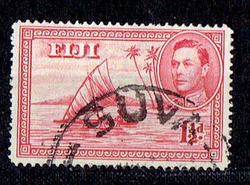 FIJI 1938 KGVI 1.5d SG# 252b (EMPTY CANOE) DIE II, perf. 14 HV £20.00
