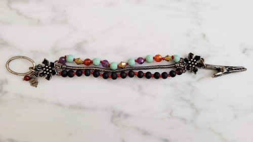 Lucky Brand Beaded Bracelet Triple Strand Natural, Glass & Silver Tone Beads - Picture 5 of 6