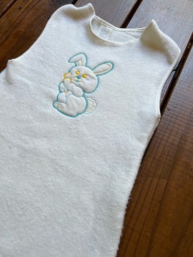 Vintage 80's English little girls baby toddler 0-6 months fuzzy bunny baby sack - Picture 5 of 13