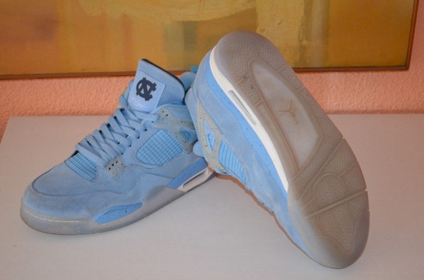 Jordan 4 Retro ‘UNC’ (PE)