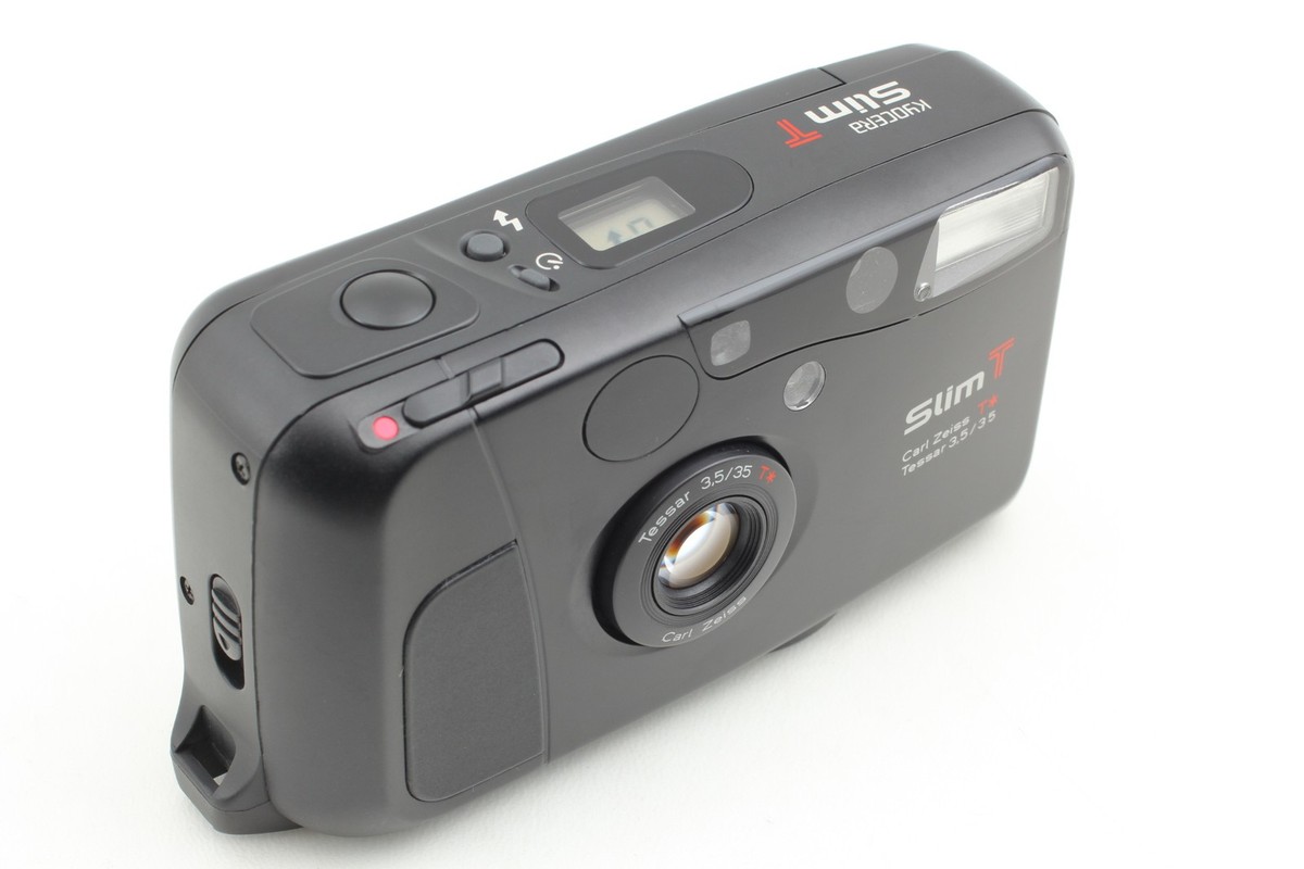 kyocera slim t 。　　 Q926 Yashica Kyocera Slim T 35mm Camera, Black (Japanese Version