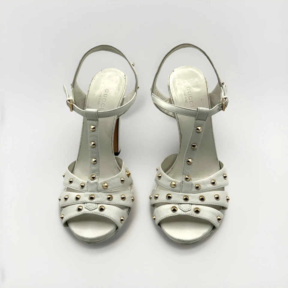 Salto GUCCI feminino tamanho UE 38 EUA 7,5 MELVILLE cravejado branco - Imagem 3 de 4