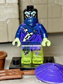 Lego Ninjago Ghost Warrior Pitchfork (70734) njo0145 w/ Stand & Basket