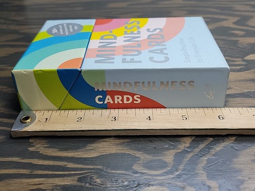 Mindfulness Cards: Simple Practices for Everyday Life - Picture 9 of 10