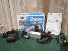 JVC GR-DVL300U Digital Video Camera w/ Battery Charger Box Cords