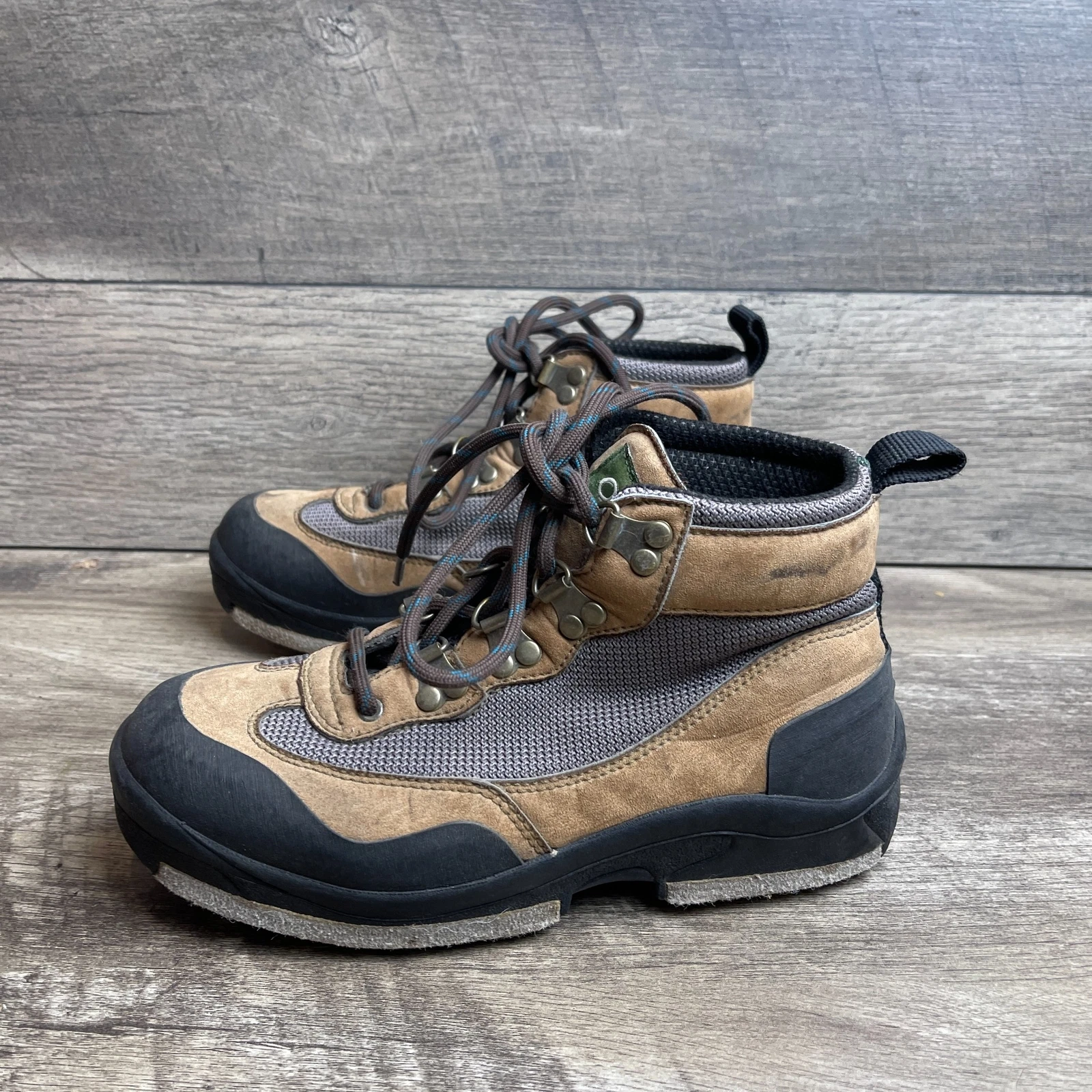 Orvis Men's Wading Boots Tan Black Felt Bottom Outdoor Fly Fishing Boots