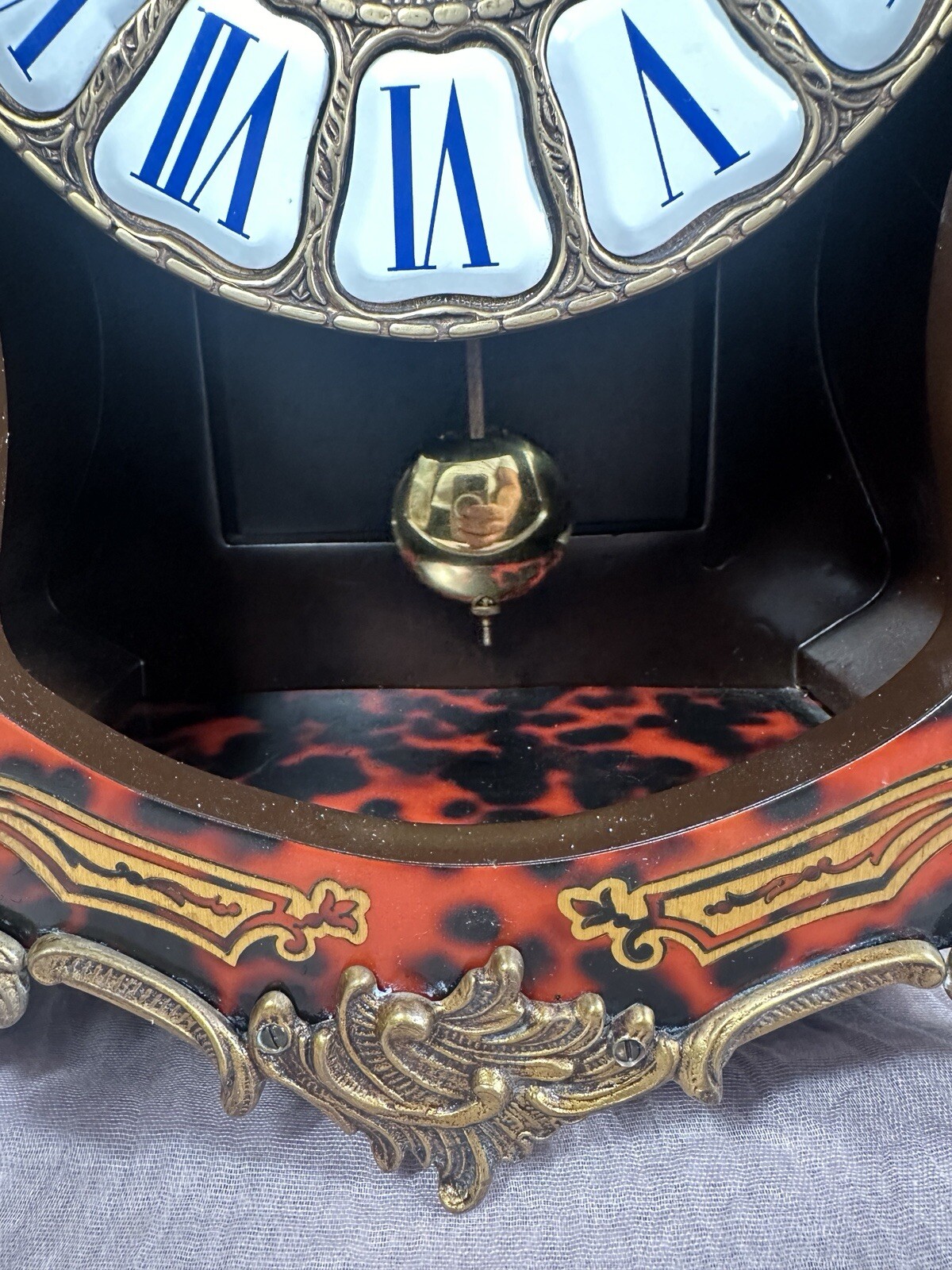 Foto 10 di 18