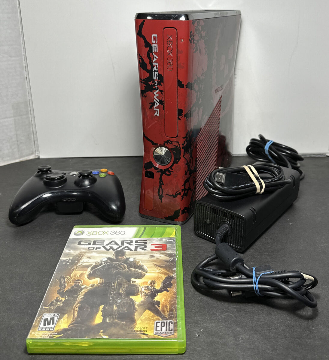 Console Xbox 360 Slim Edição Limitada Gears Of War (SEMINOVO