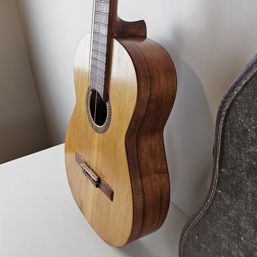 GUITAR - Vintage 1967 Signed DH McIntosh Handmade Classical Spanish Acoustic VTG - Picture 9 of 19