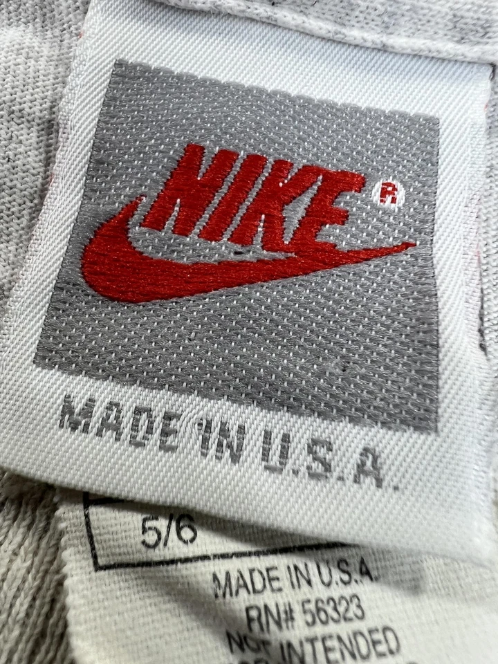 Camisa Nike Vintage Años 90 Niños 5/6 Gris Just Do It Burbuja Gráfico Hecha en EE. UU. Fractal Foto 3 de 4