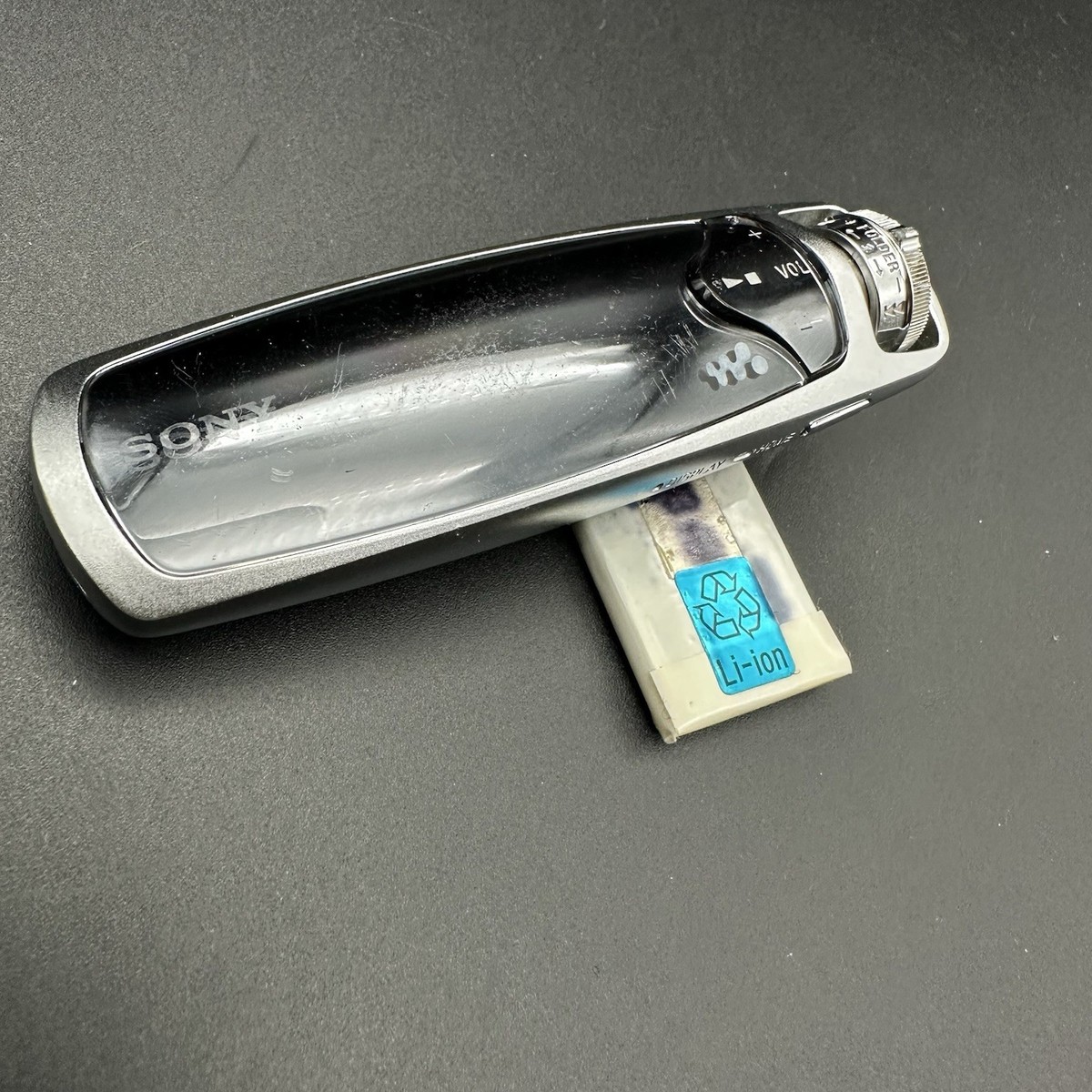 Sony NW-S605F Walkman Portable Audio Player 2GB Black Tested