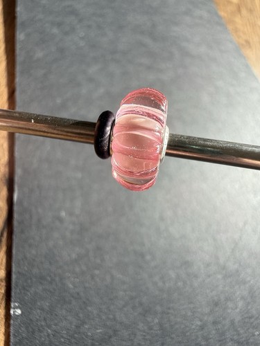 Trollbeads Small And Beautiful Pink Candy Cane - Picture 12 of 18