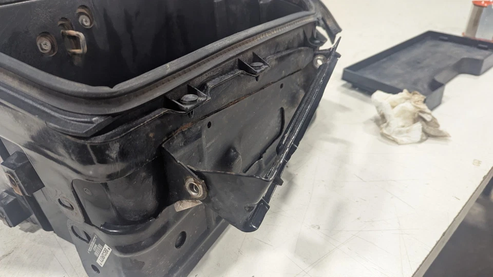 Nissan Titan Rear Bed Storage Tool Box. Part# 9374-7S200. Door Lid Not Included. - Image 2 of 4