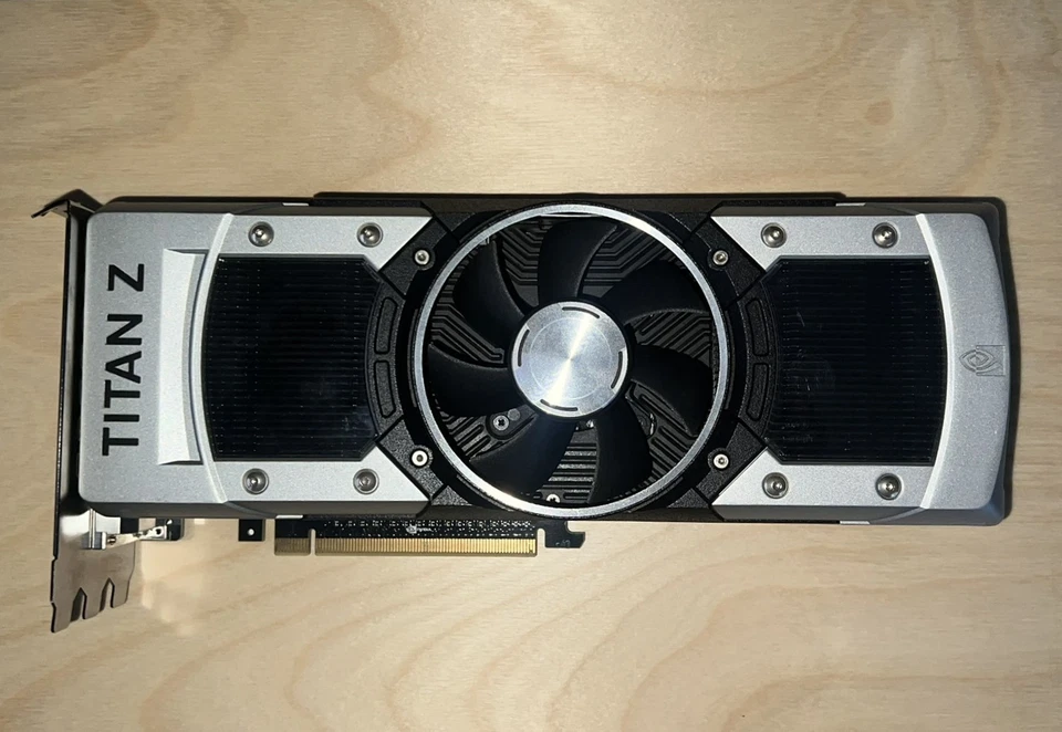 EVGA GeForce GTX TITAN Z (12G-P4-3990-KR) TESTED - Image 2 of 4