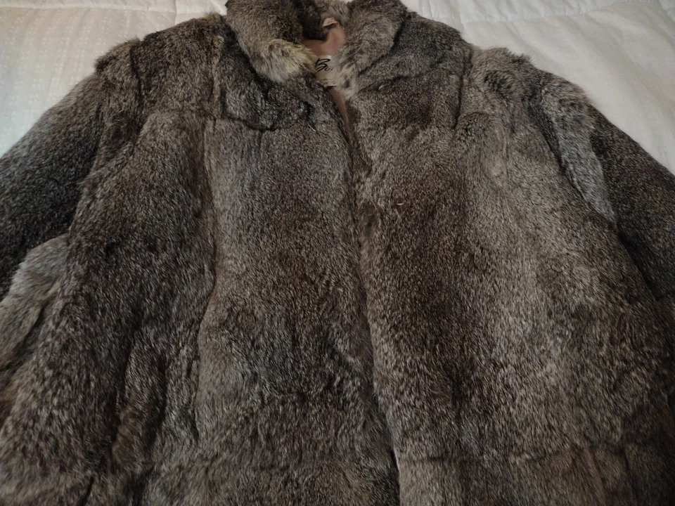 Vintage Berman’s France Rabbit Fur Coat Women's Long Sleeve Lined Size Medium - Image 4 of 4