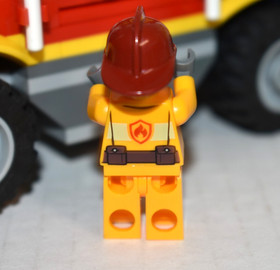 LEGO City 4208 4x4 Fire Truck 2012 Retired Complete w/ Minifig