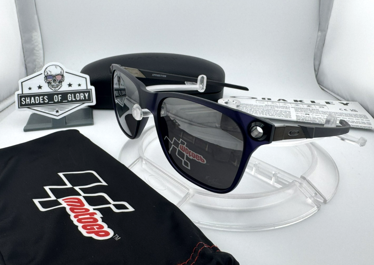 OAKLEY APPARITION MOTOGP SATIN GREY SMOKE W/ PRIZM GREY SUNGLASSES
