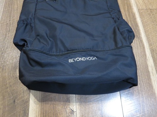 Beyond Yoga Black 19x12x5.5 Side Pockets Drawstring Convertible Backpack NWT - Picture 3 of 9