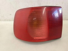 AUDI A8 D2 4D2, 4D8 Rücklicht hinten links 4D0945095 2.77 Petrol 228kw 35082660