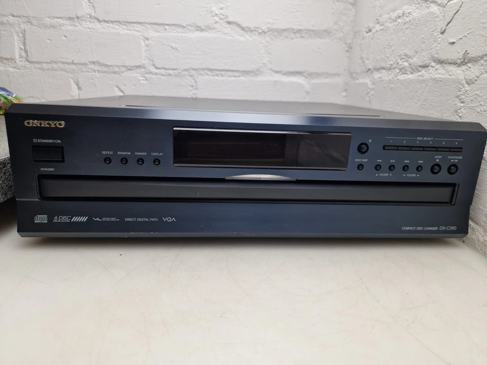 Onkyo DX-C390 6-fach CD-Wechsler Schwarz – HiFi Audio CD-Player Getestet - Bild 2 von 4