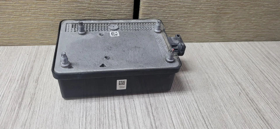 Sensor de distancia radar Mercedes-Benz S550 2010-2016 A2124404714 OEM usado*dc512 Foto 4 de 4