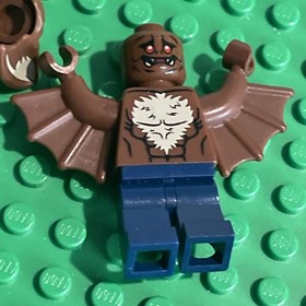 LEGO Batman Bat Minifigure Batman 2 Super Heroes minifig 76011 70905
