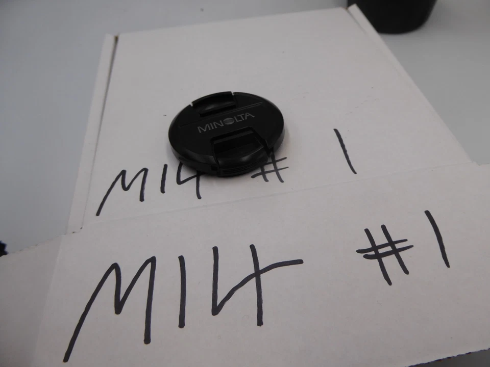 Genuine Minolta Dynax LF-1249, 49mm Lens Cap fits lens with 49mm filter thread - Image 3 of 3