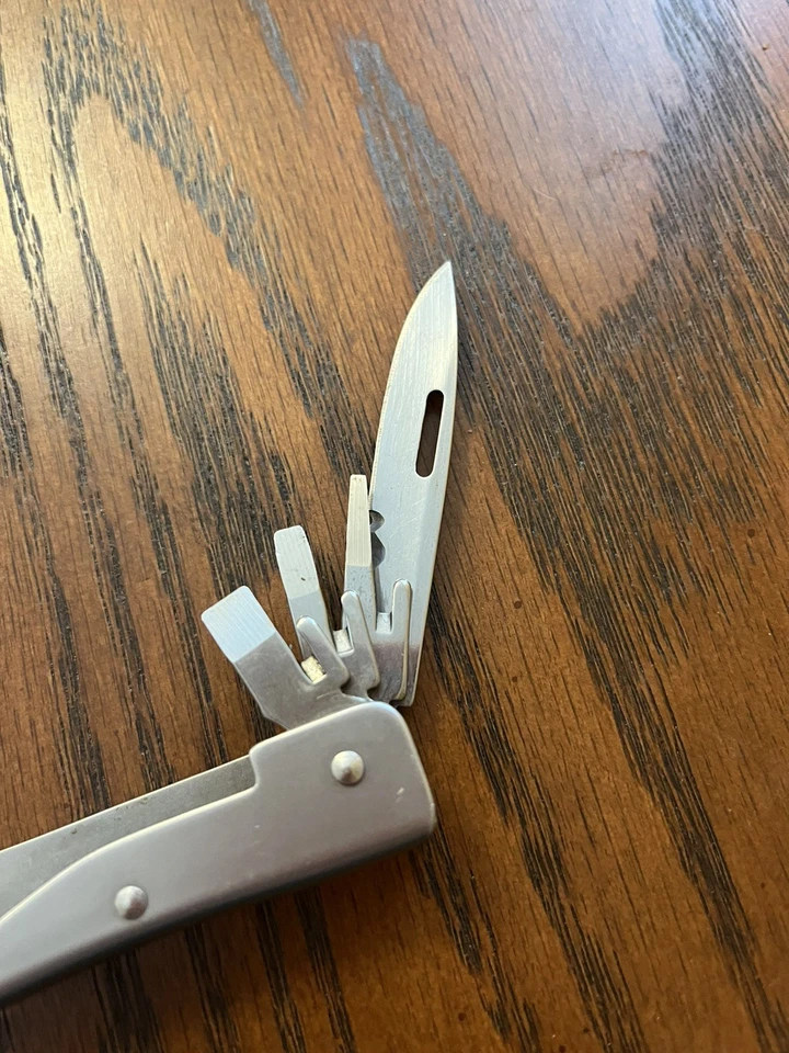 Cuchillos Buck Herramienta Bucktool Multiherramienta Modelo 360 con Funda Retirada Foto 4 de 4