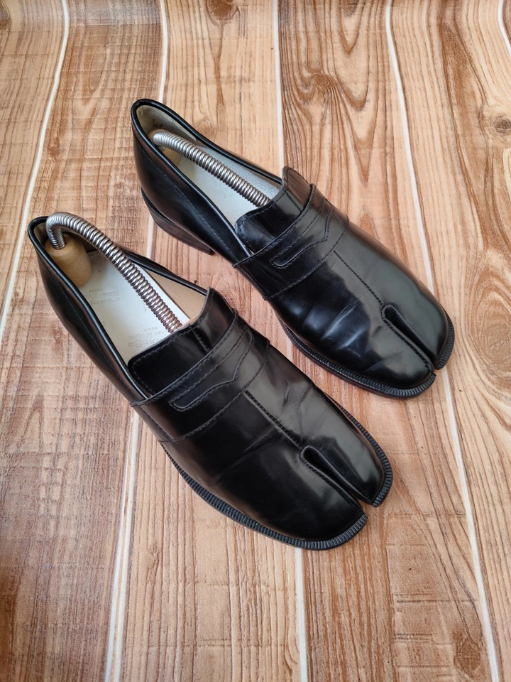 Maison Martin  Margiela TABI Black Leather Loafer Women's Flats EU 40 US 9 - Image 3 of 4