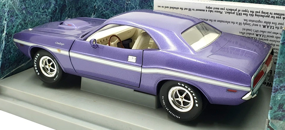 Ertl 1/18 Scale Diecast 7252 - 1970 Dodge Challenger T/A - Met Purple - Image 2 of 4