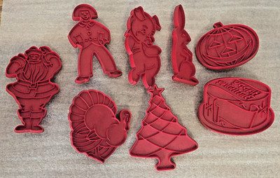 Vintage Tupperware red COOKIE CUTTERS Birthday Cake, Pumpkin, Turkey lot of 8