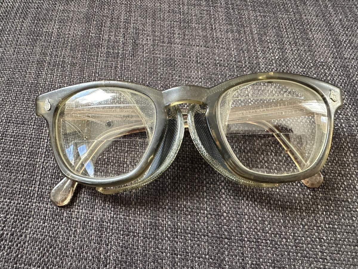 AO American Optical Flexi Fit 6M Z87 Safety Horn Rim Glasses AO American Optical Flexi Fit 6M Z87 Safety Horn Rim Glasses