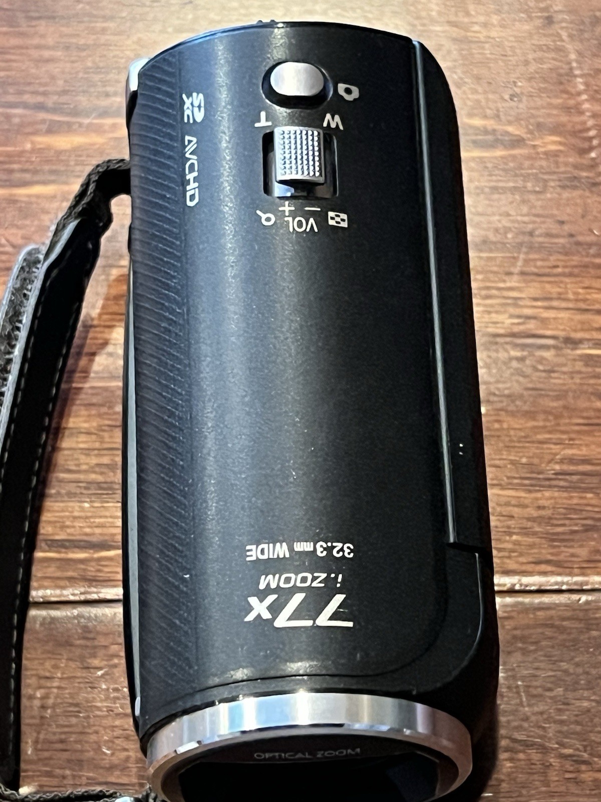 Panasonic HC-V160 Black Full HD 77x Zoom 8.9 MP Video Camera Camcorder NEW READ!